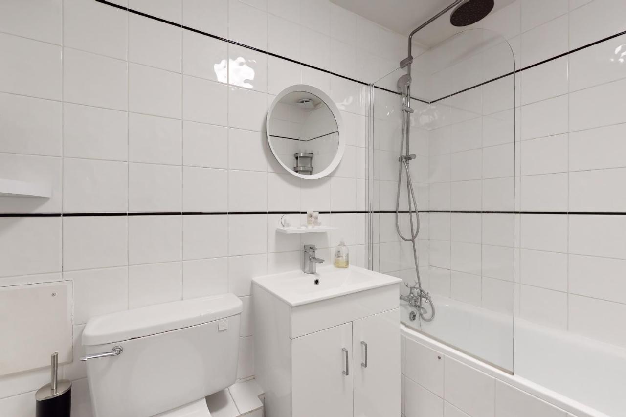 לונדון Spacious 1Bed Flat In Stoke Newington מראה חיצוני תמונה
